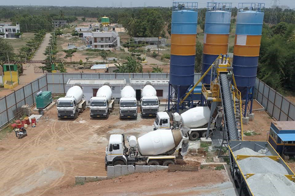 Batching plant with transit mixer fleet